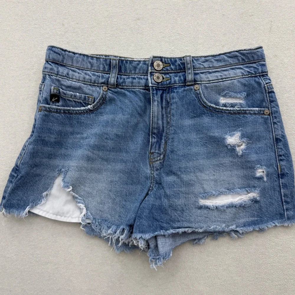 Kancan Denim Shorts Womens 5/26 Blue Distressed High Rise Raw Hem‎ Summer